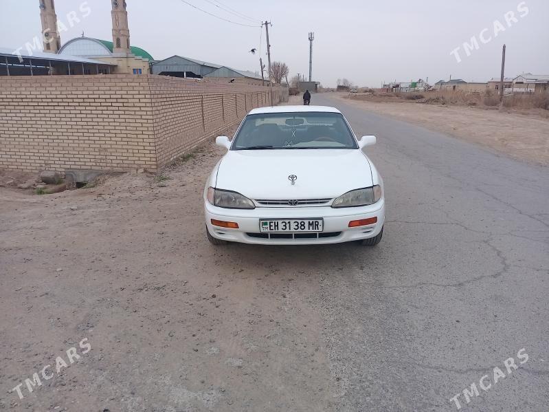 Toyota Camry 1993 - 82 000 TMT - Мары - img 1