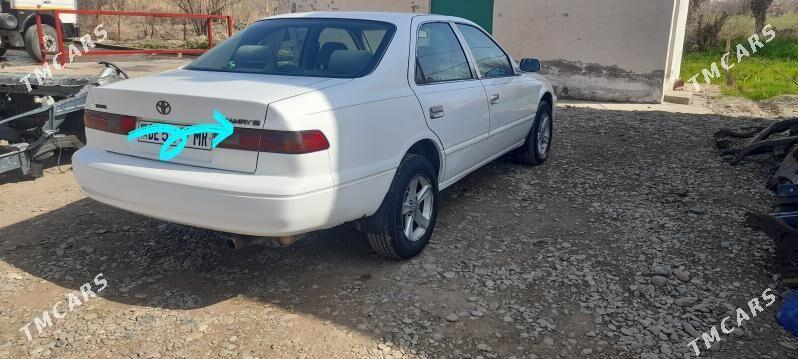 Toyota Camry 1998 - 150 000 TMT - Тагтабазар - img 1