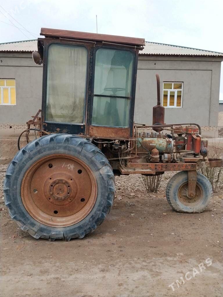 MTZ T-28 1997 - 30 000 TMT - Şabat etr. - img 1