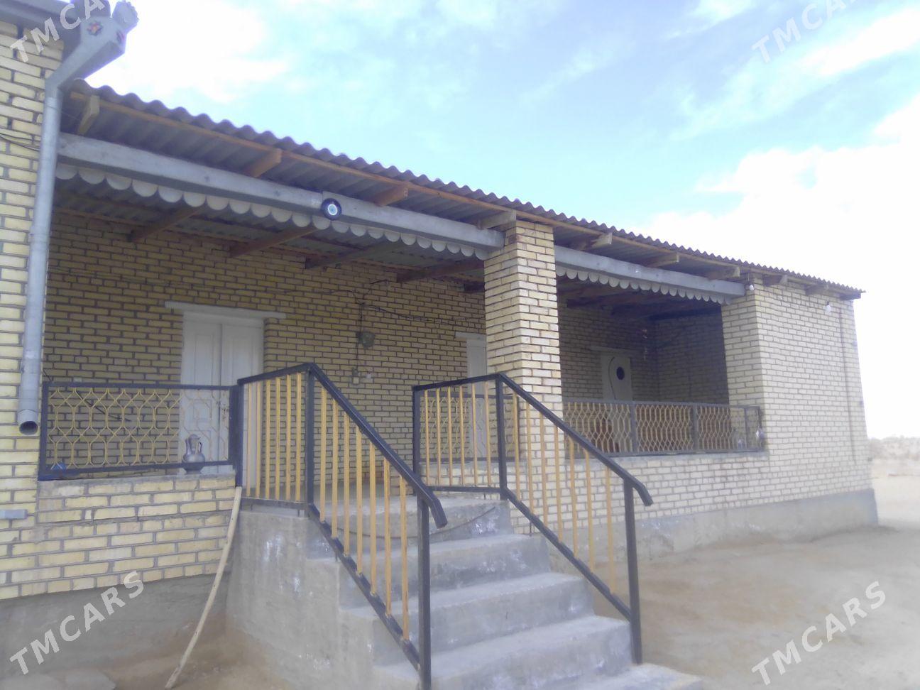 Satlyk jay - Мары - img 1