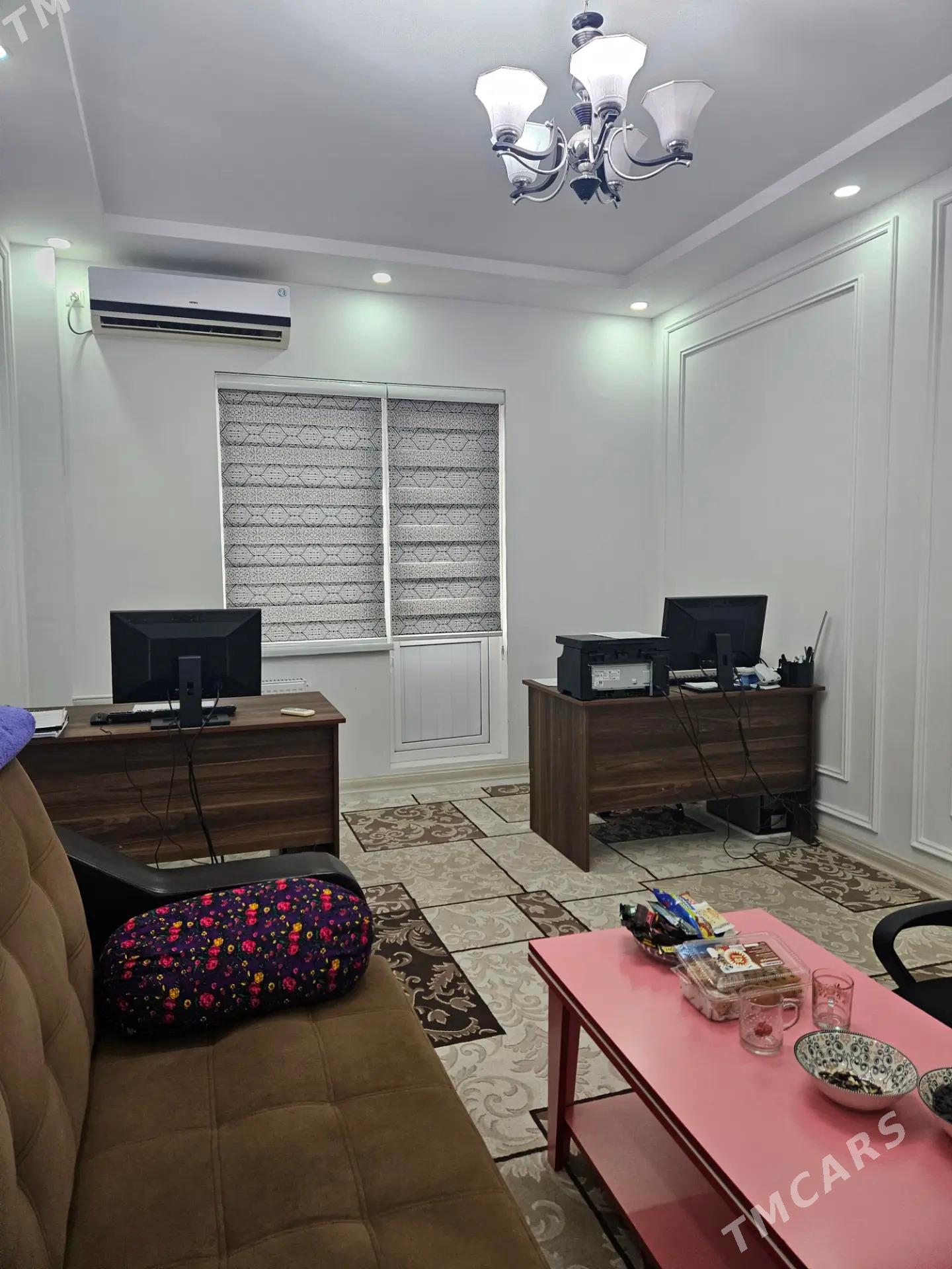 4 mkr 1 komnat - 4 мкр - img 1