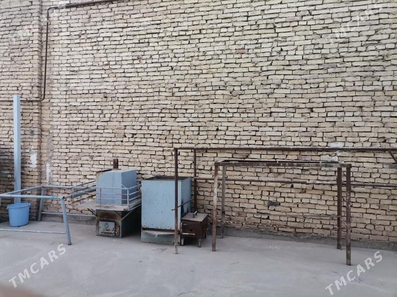 Демир - Çärjew - img 1