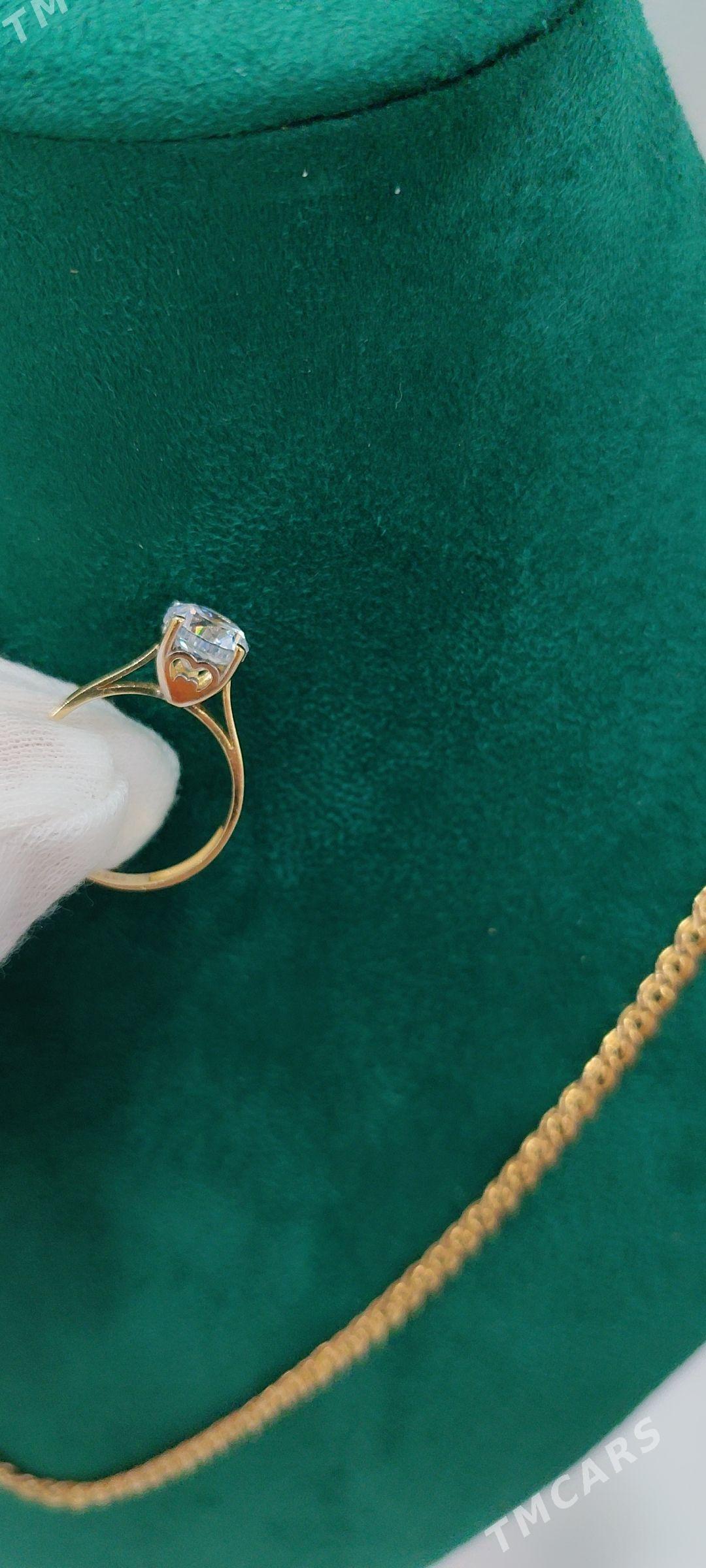 gyzyl ýuzik - Parahat 2 - img 1