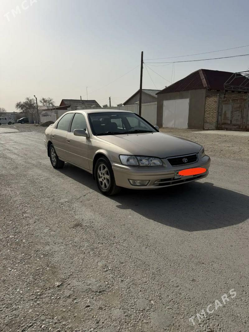 Toyota Camry 2000 - 155 000 TMT - Балканабат - img 1
