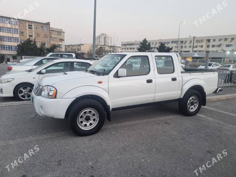 Nissan Navara 2011 - 170 000 TMT - Ашхабад - img 1