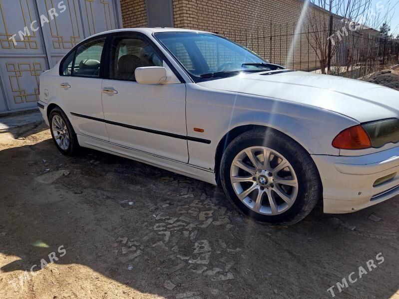 BMW E46 2001 - 60 000 TMT - Mary - img 1