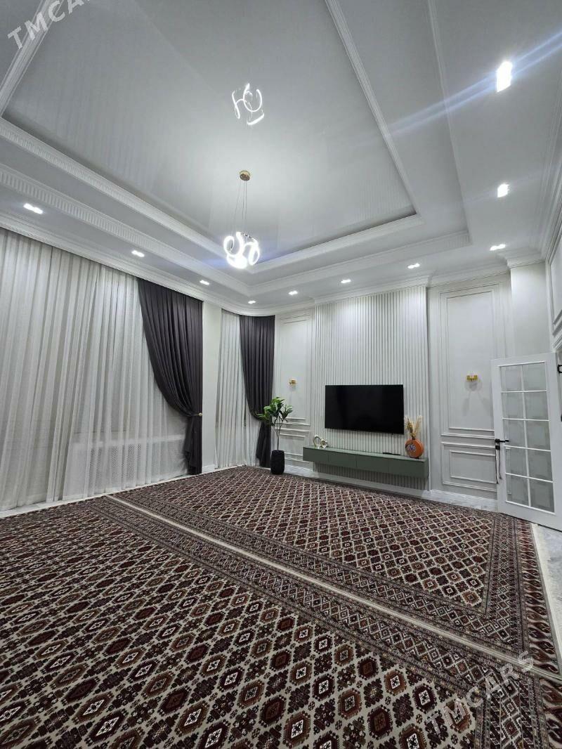 Arenda Sawetski elitka ful - Sowetskiý köç. (Garaşsyzlyk şaýoly) - img 1