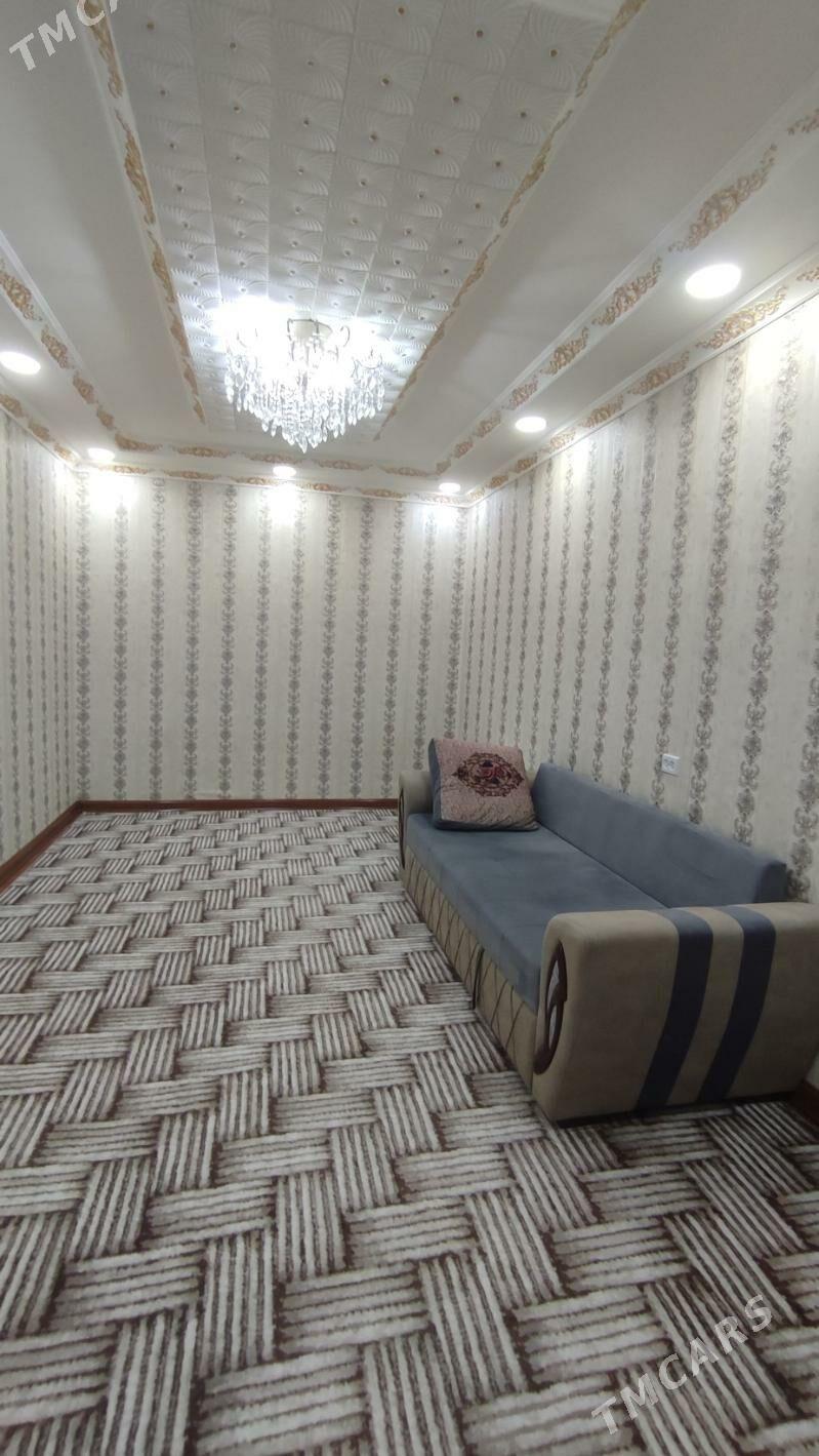 8 мкр 3 комнатная 2 этаж - Ашхабад - img 1