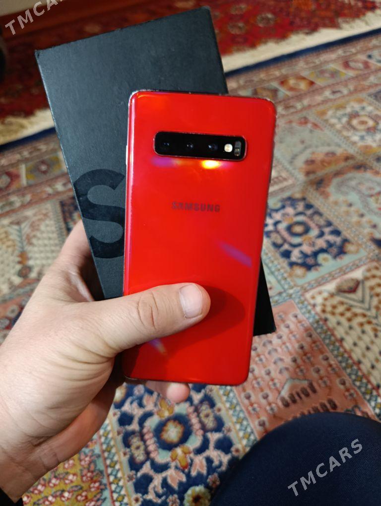 Samsung S10 - Mary - img 1