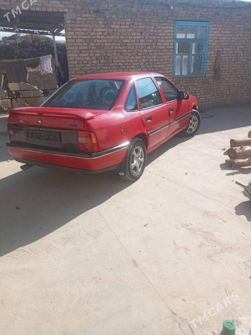 Opel Vectra 1993 - 30 000 TMT - Saýat - img 1