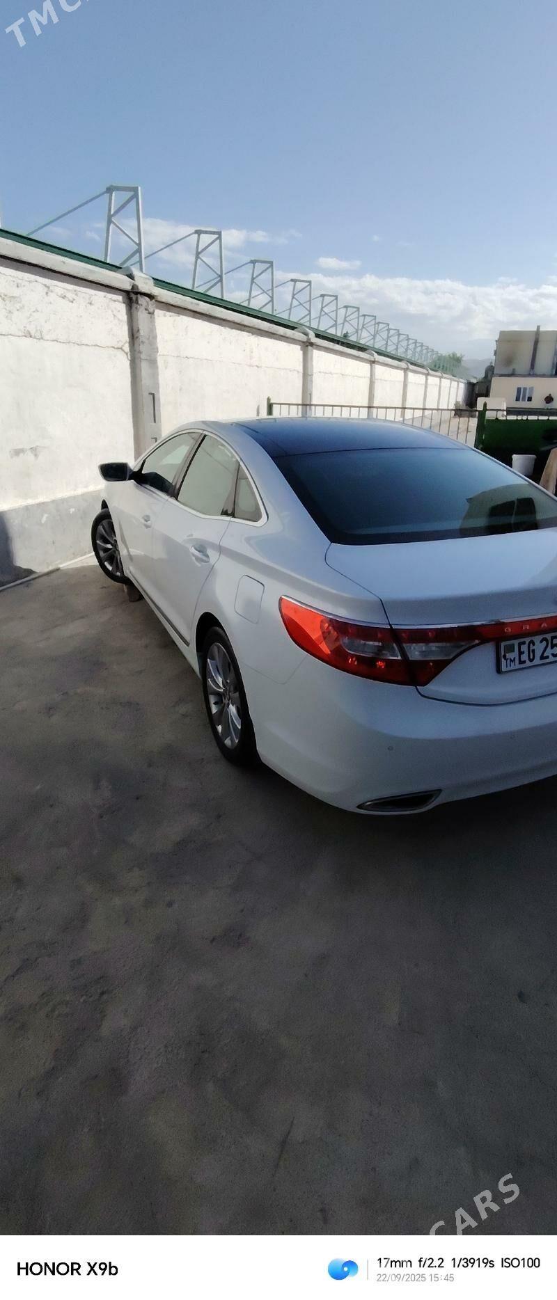 Hyundai Grandeur 2014 - 260 000 TMT - Мир 7 - img 1