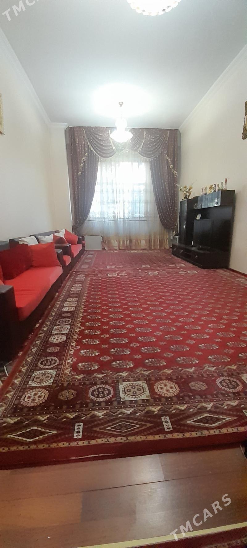 Arenda elitka 4 komnat - Sowetskiý köç. (Garaşsyzlyk şaýoly) - img 1