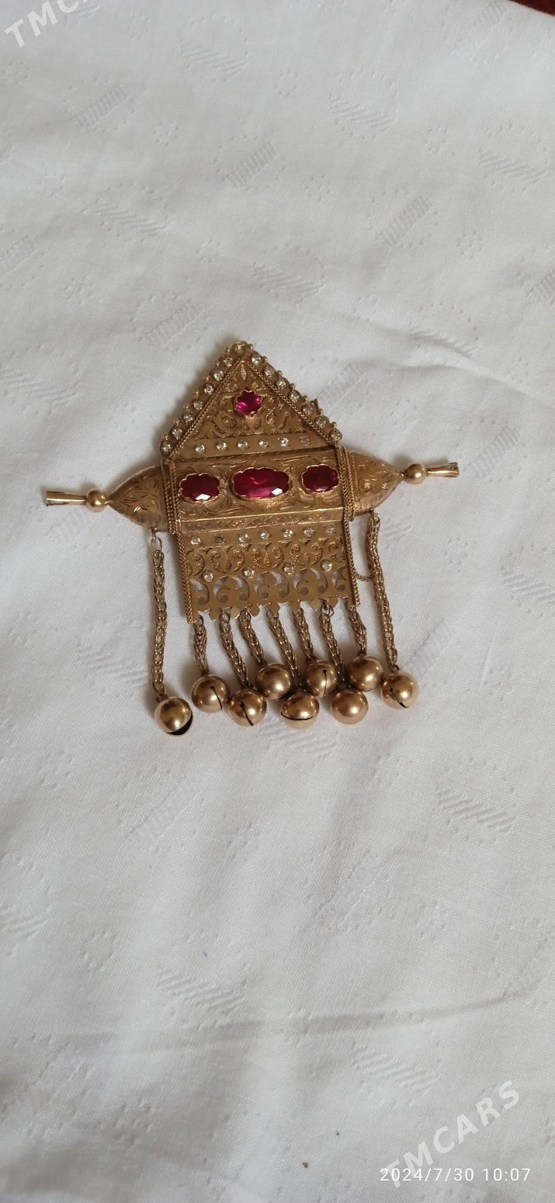 gyzyl tumar broşka - Бахарден - img 1