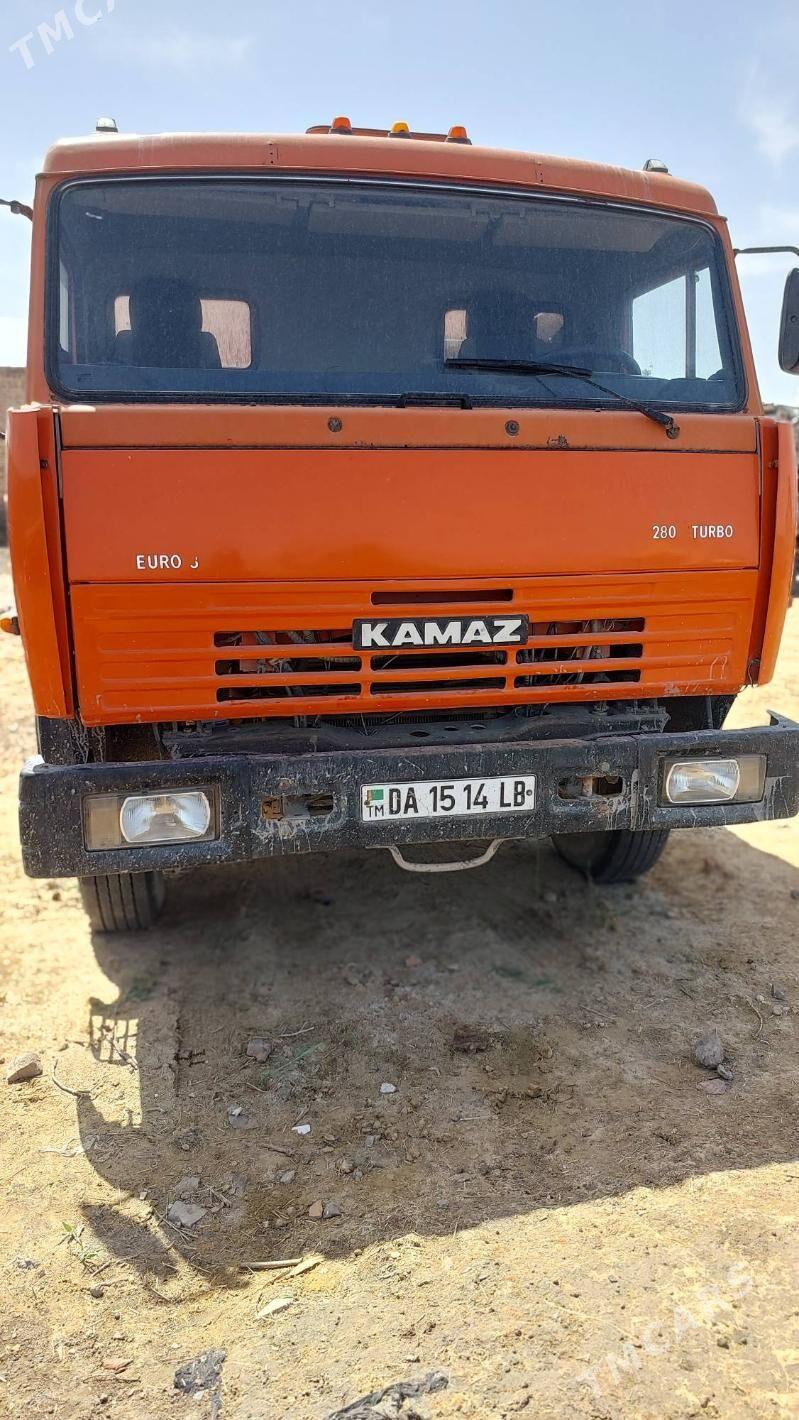 Kamaz 6520 2009 - 320 000 TMT - Туркменабат - img 1