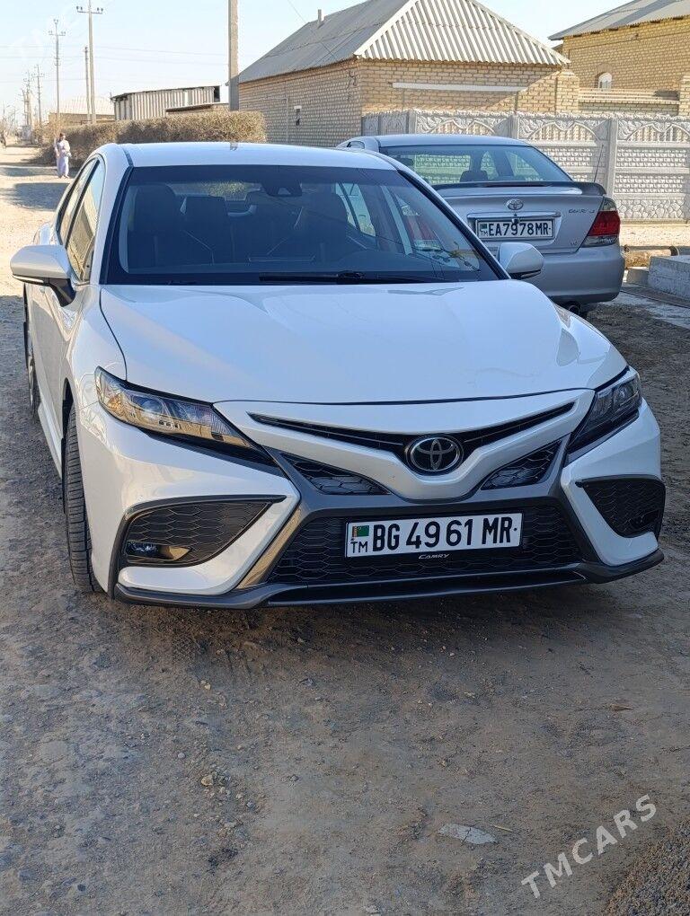 Toyota Camry 2021 - 310 000 TMT - Мары - img 1