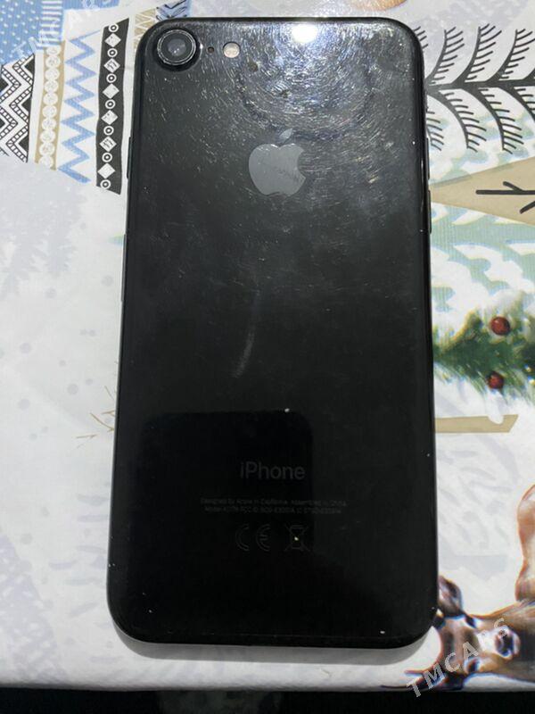 Iphone 7 - Mary - img 1