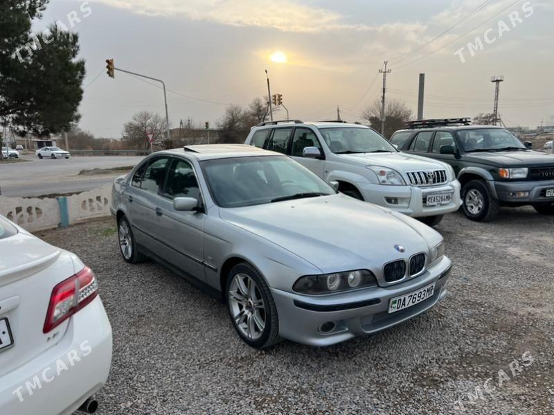 BMW E39 1999 - 100 000 TMT - Mary - img 1