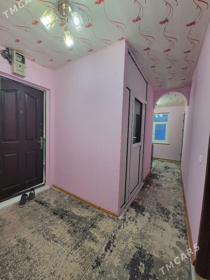 Satlyk 1 etaž 3 kom eýesinden - Мары - img 1