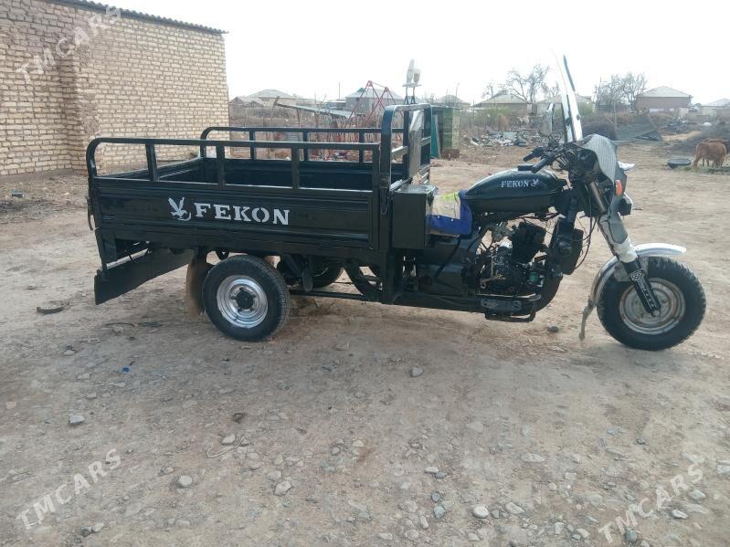 Fekon FK200-14G 2015 - 11 000 TMT - Бабадайхан - img 1
