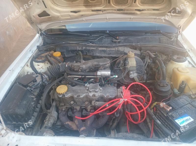 Opel Vectra 1992 - 40 000 TMT - Dostluk - img 1