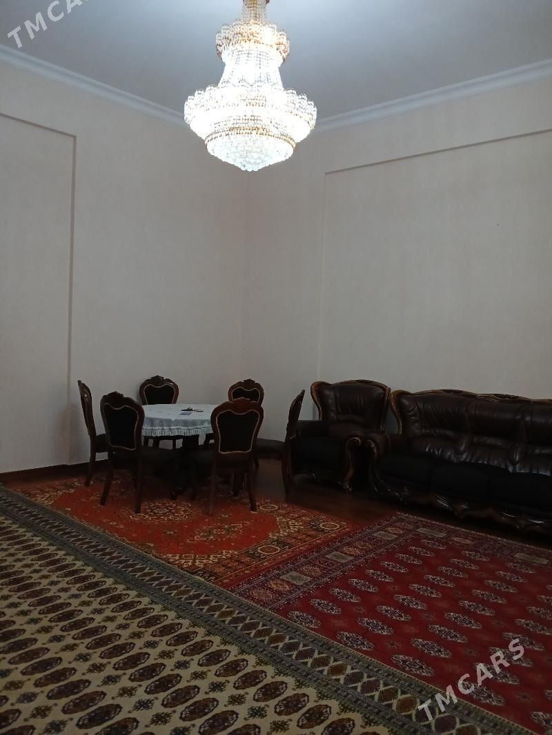 АРЕНДА Элитка - Podwoýski köç. (Bitarap Türkmenistan şaýoly) - img 1