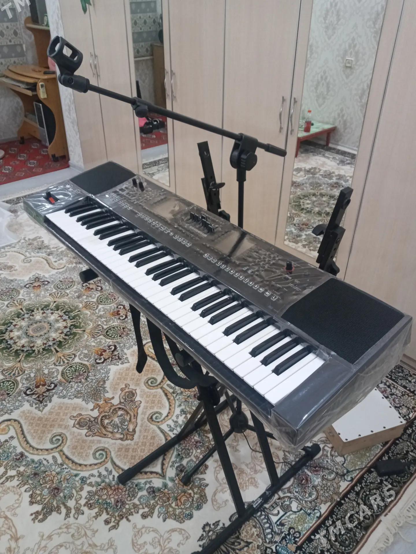 Roland EA 7 - Байрамали - img 1