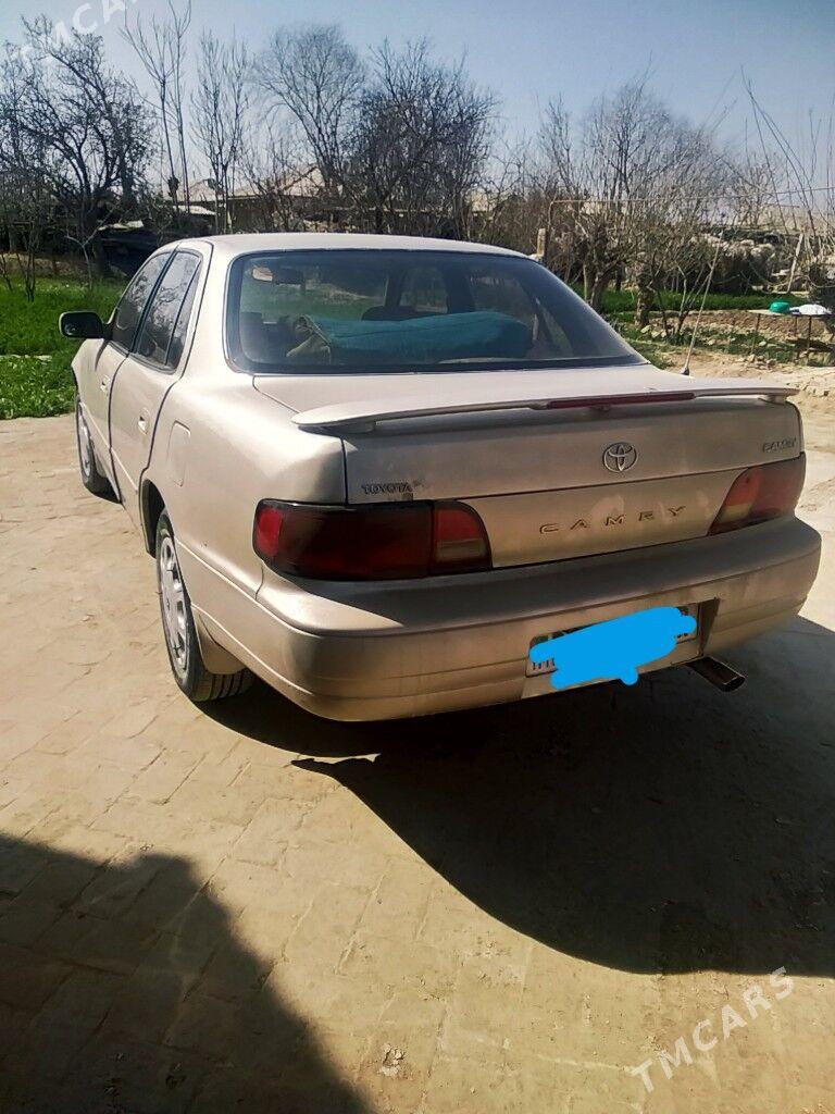Toyota Camry 1995 - 90 000 TMT - Türkmengala - img 1