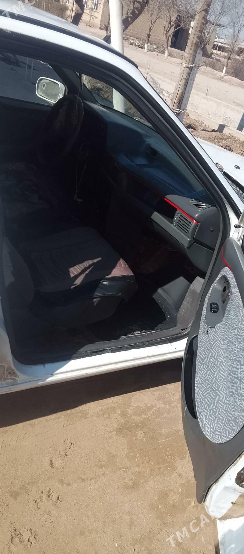 Opel Vectra 2006 - 25 000 TMT - Саят - img 1