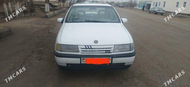 Opel Vectra 1989 - 30 000 TMT - Boldumsaz - img 1