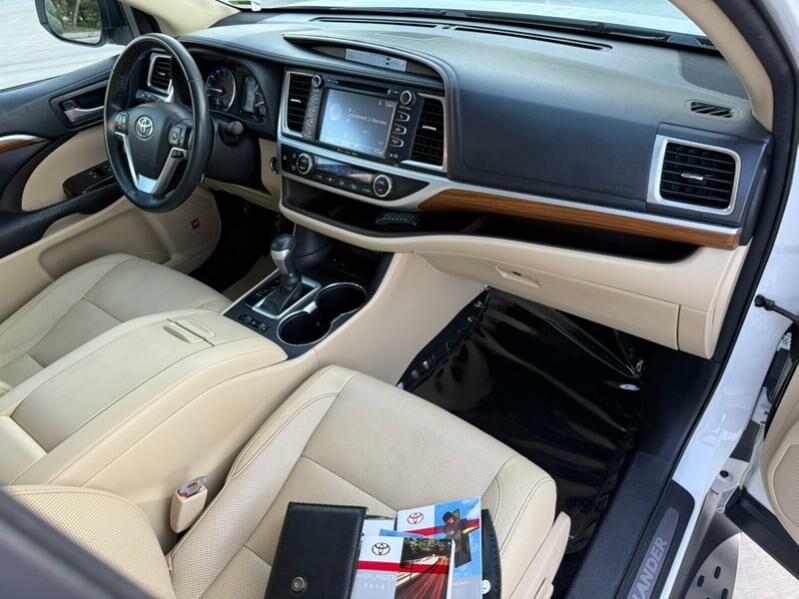 Toyota Highlander 2017 - 470 000 TMT - Aşgabat - img 1