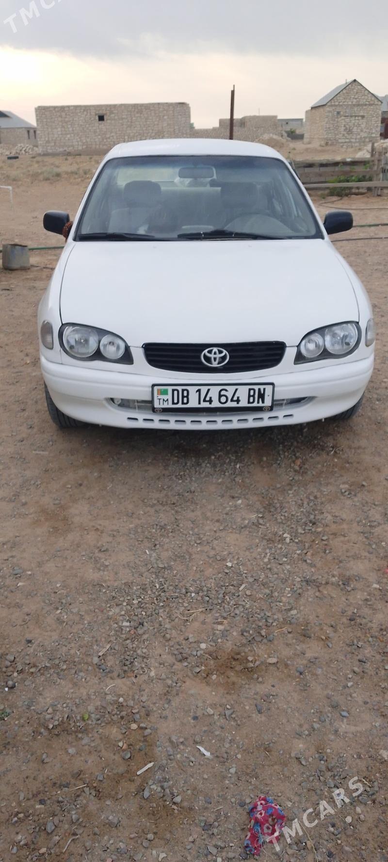 Toyota Corolla 2000 - 70 000 TMT - Türkmenbaşy - img 1