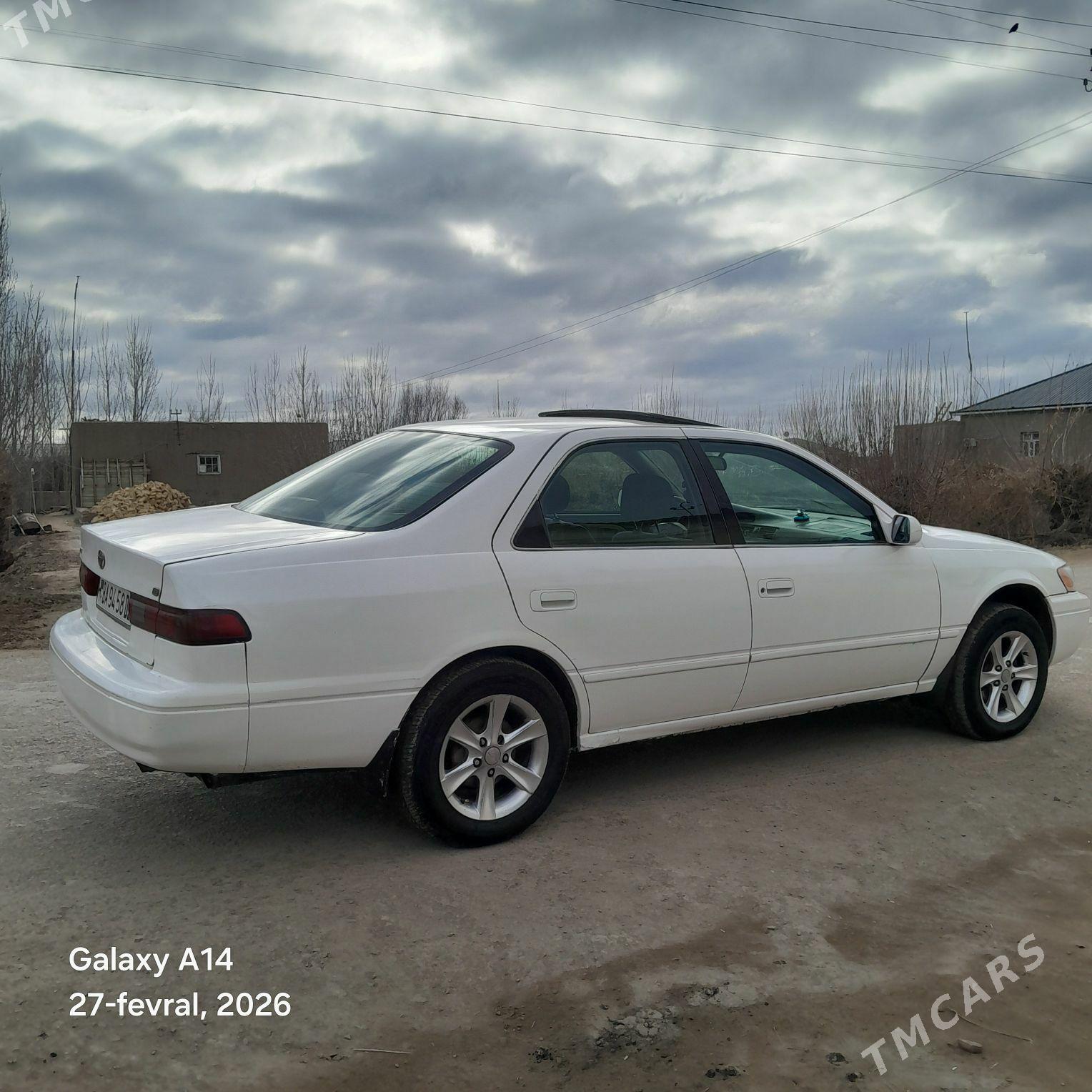 Toyota Camry 1998 - 120 000 TMT - Şabat etr. - img 1
