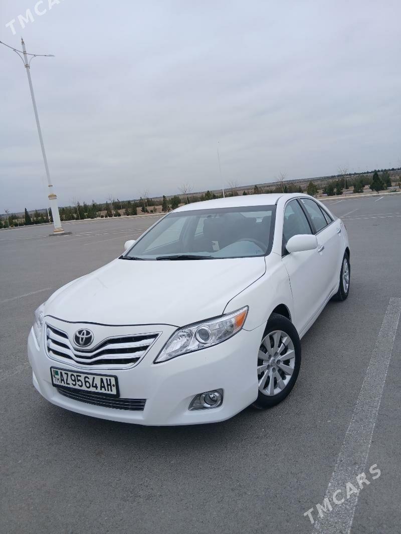 Toyota Camry 2011 - 155 000 TMT - Бедев - img 1