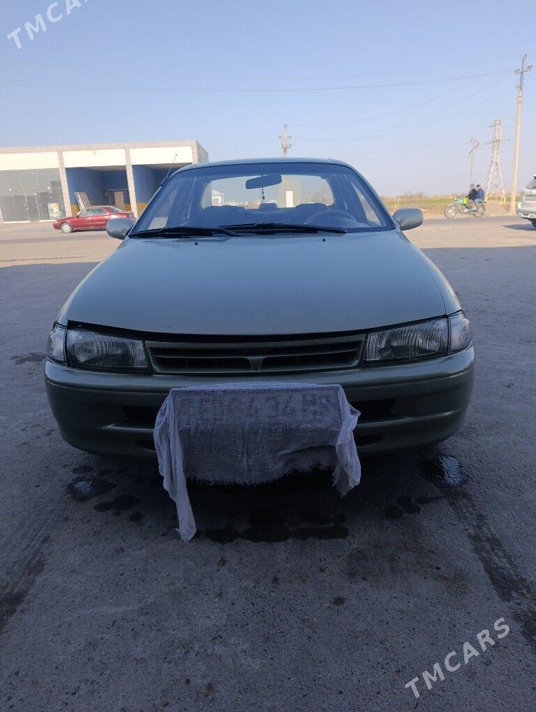 Toyota Carina 1995 - 65 000 TMT - Сакарчага - img 1