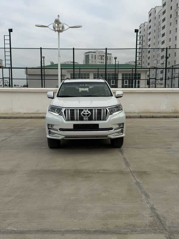 Toyota Land Cruiser Prado 2018 - 770 000 TMT - Ашхабад - img 1