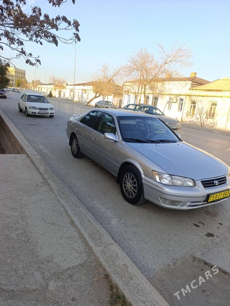 Toyota Camry 2001 - 135 000 TMT - Туркменабат - img 1