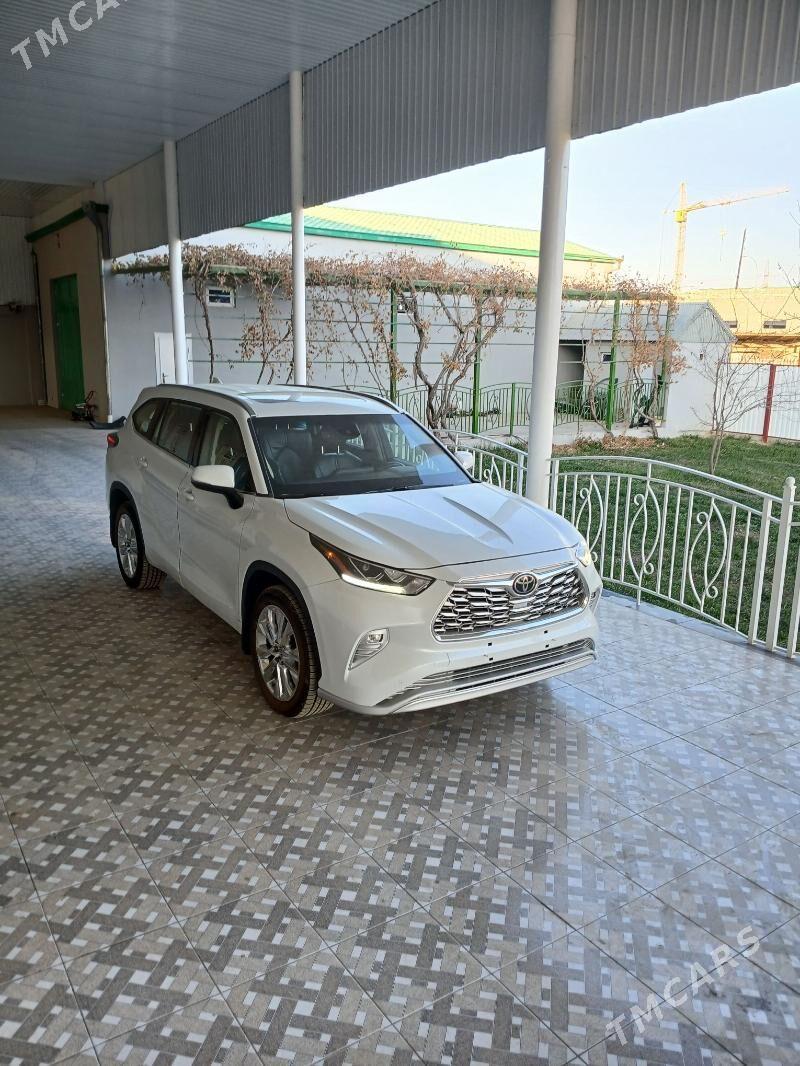 Toyota Highlander 2020 - 520 000 TMT - Мары - img 1