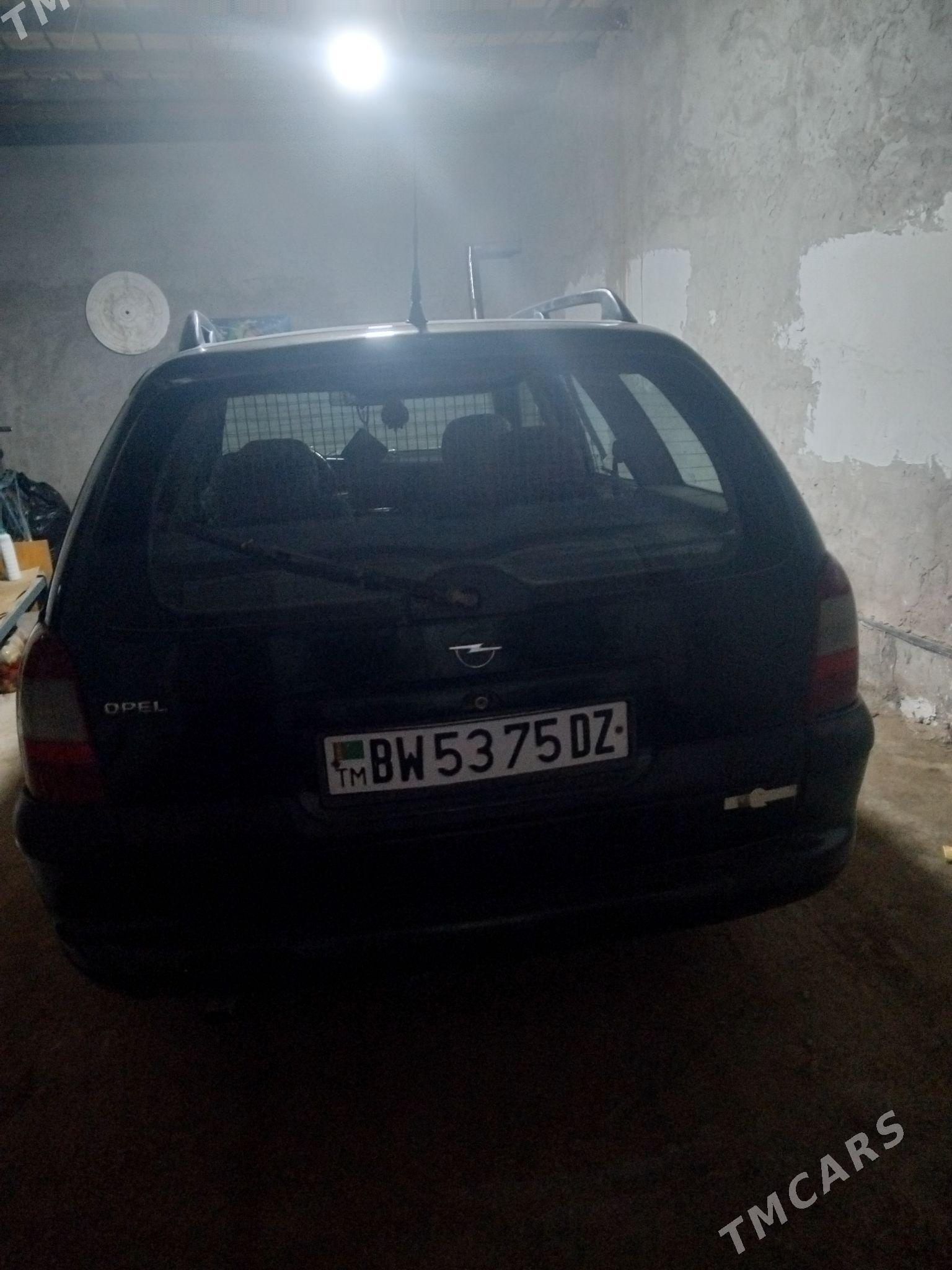 Opel Vectra 1998 - 65 000 TMT - Дашогуз - img 1