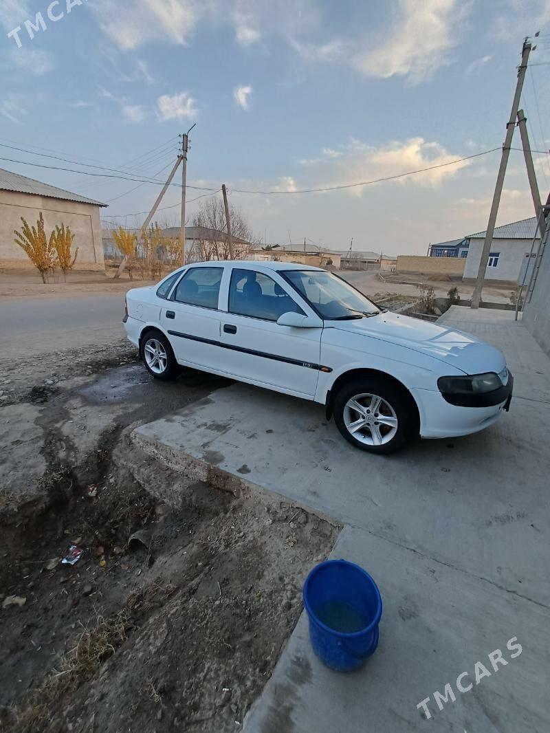 Opel Vectra 1998 - 62 000 TMT - Губадаг - img 1