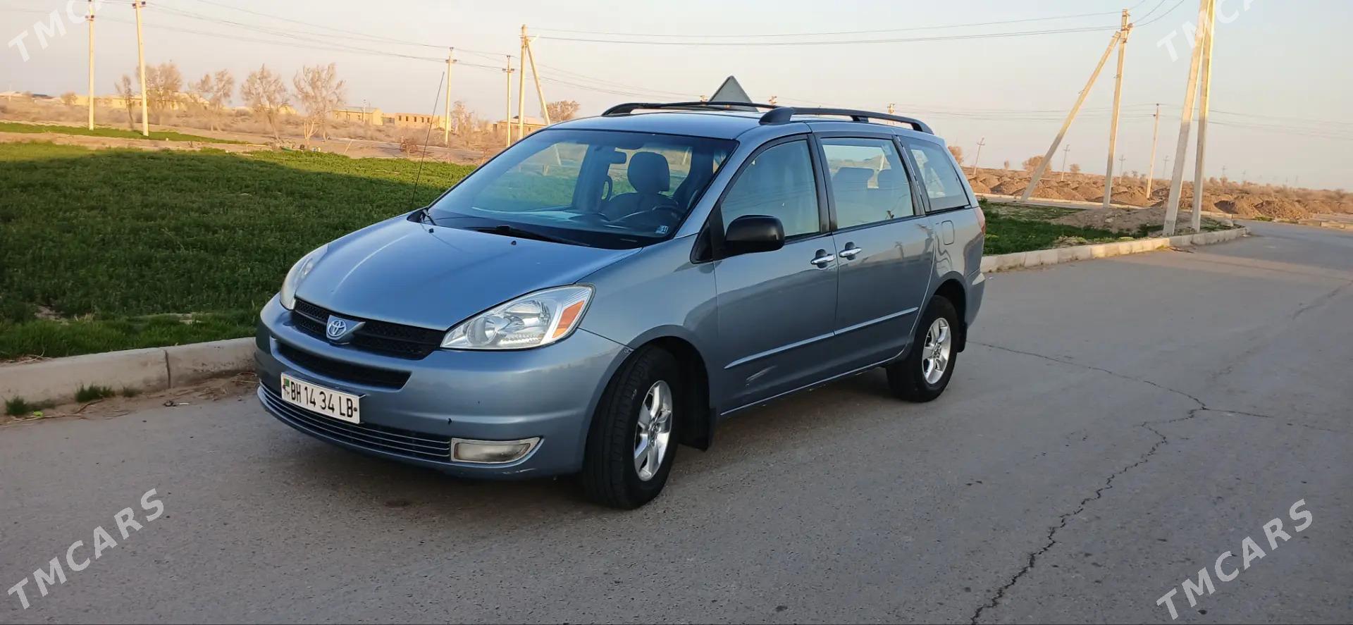 Toyota Sienna 2004 - 275 000 TMT - Garabekewül - img 1