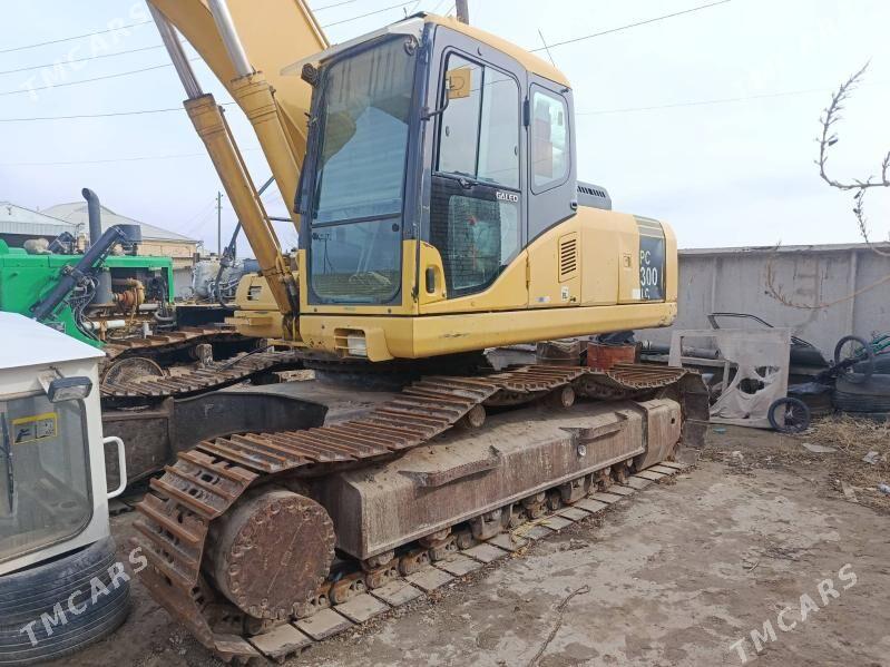 Komatsu WA380-7 2010 - 1 000 000 TMT - Мары - img 1