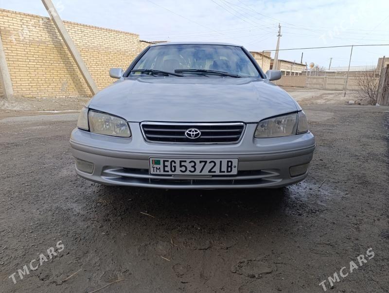Toyota Camry 2000 - 130 000 TMT - Туркменабат - img 1