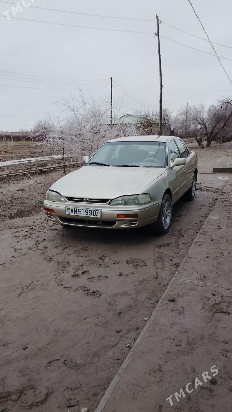 Toyota Camry 1996 - 110 000 TMT - етр. Туркменбаши - img 1