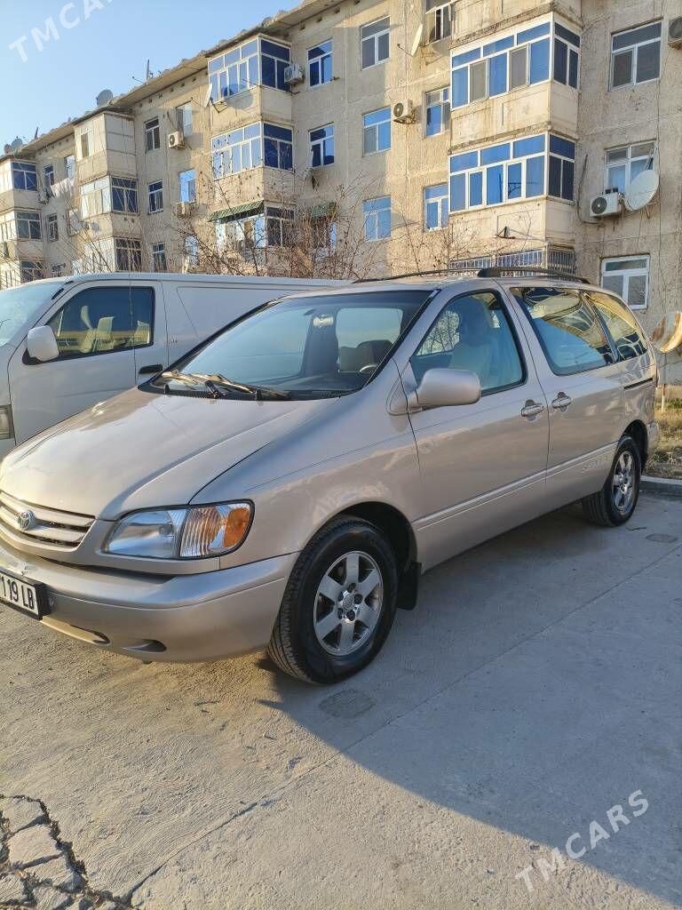 Toyota Sienna 2000 - 160 000 TMT - Türkmenabat - img 1