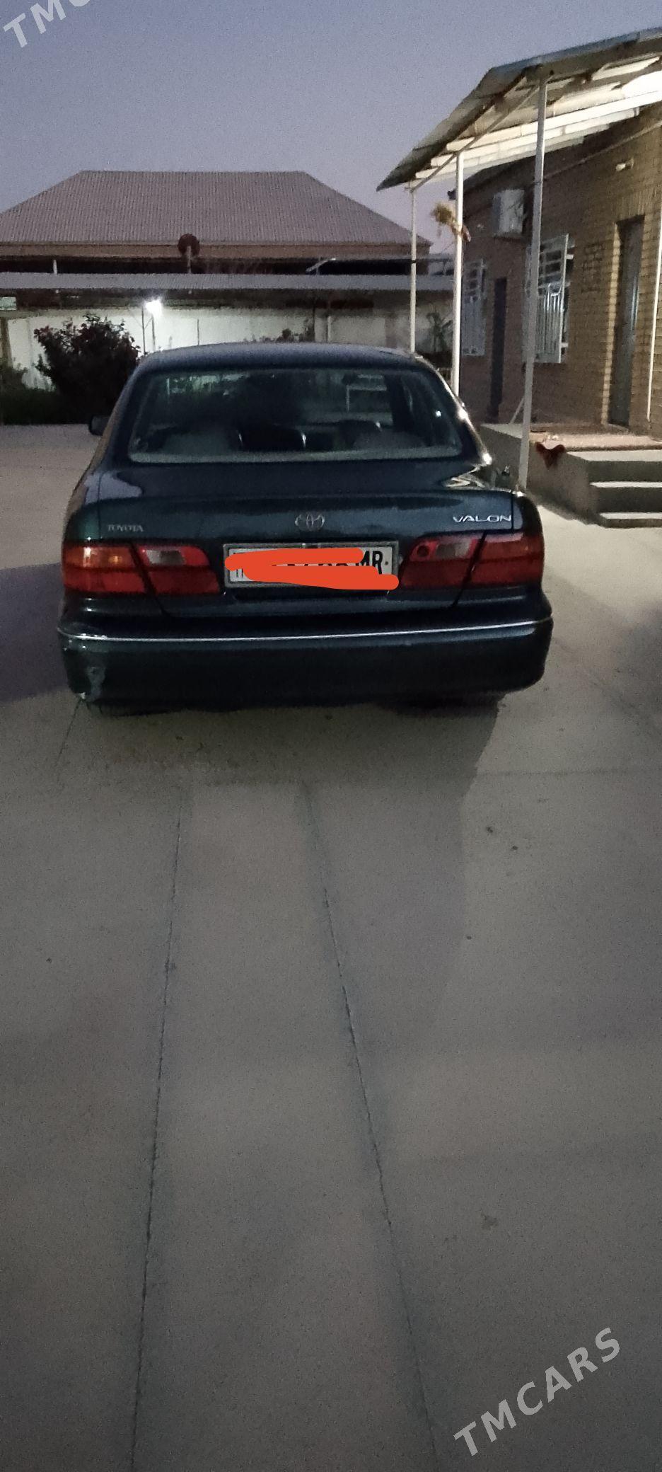 Toyota Avalon 1999 - 160 000 TMT - Мары - img 1