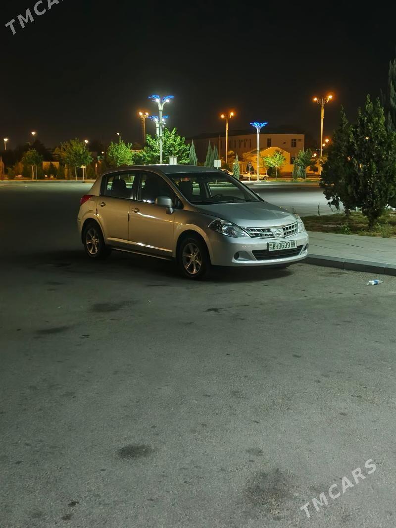 Nissan Versa 2013 - 113 000 TMT - Балканабат - img 1