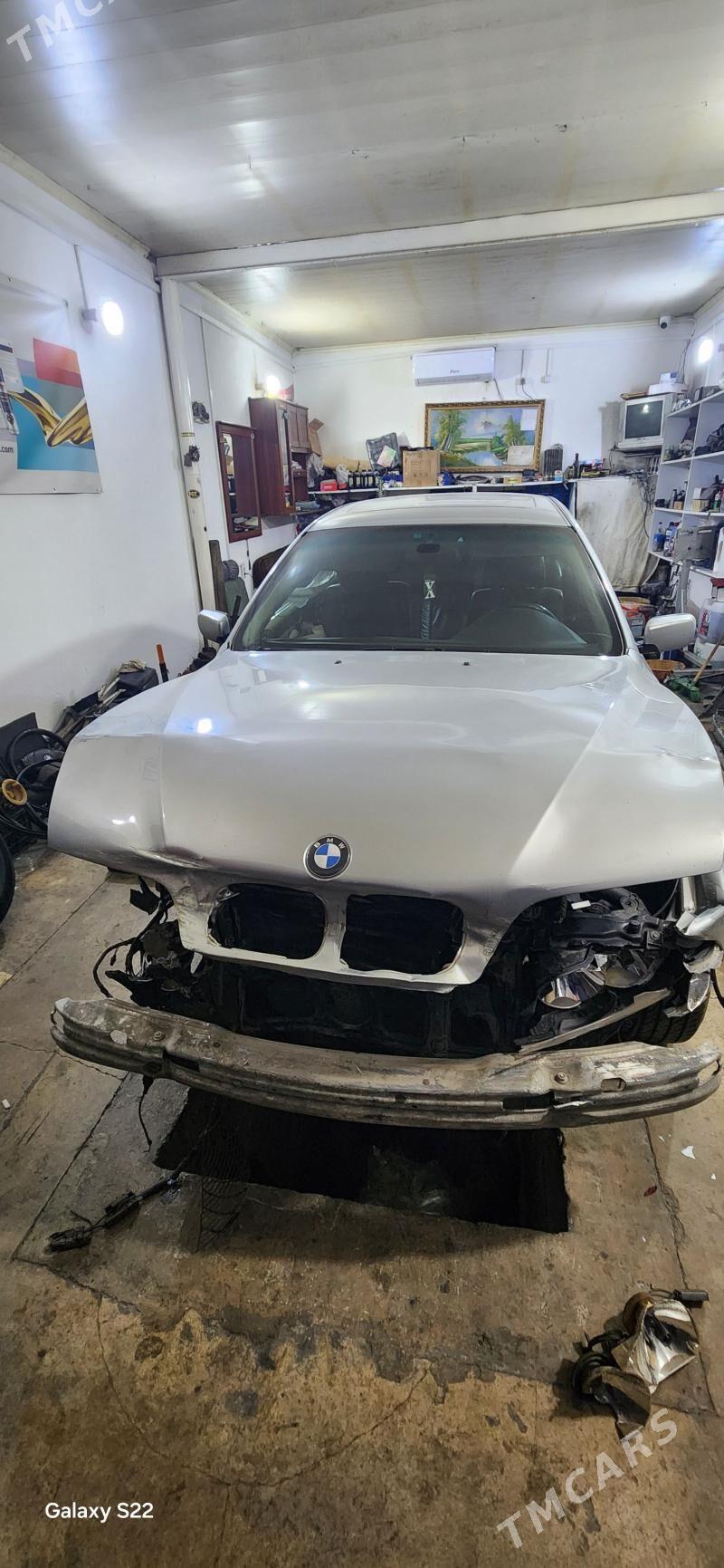 BMW E39 1998 - 70 000 TMT - Balkanabat - img 1