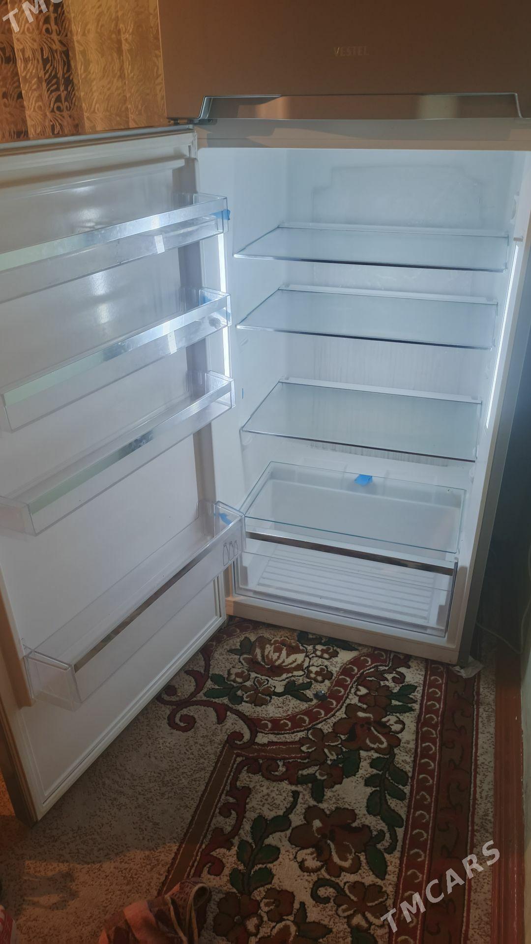 vestel holodilnik - Район ст. Аэропорта, ул. Гагарина - img 1