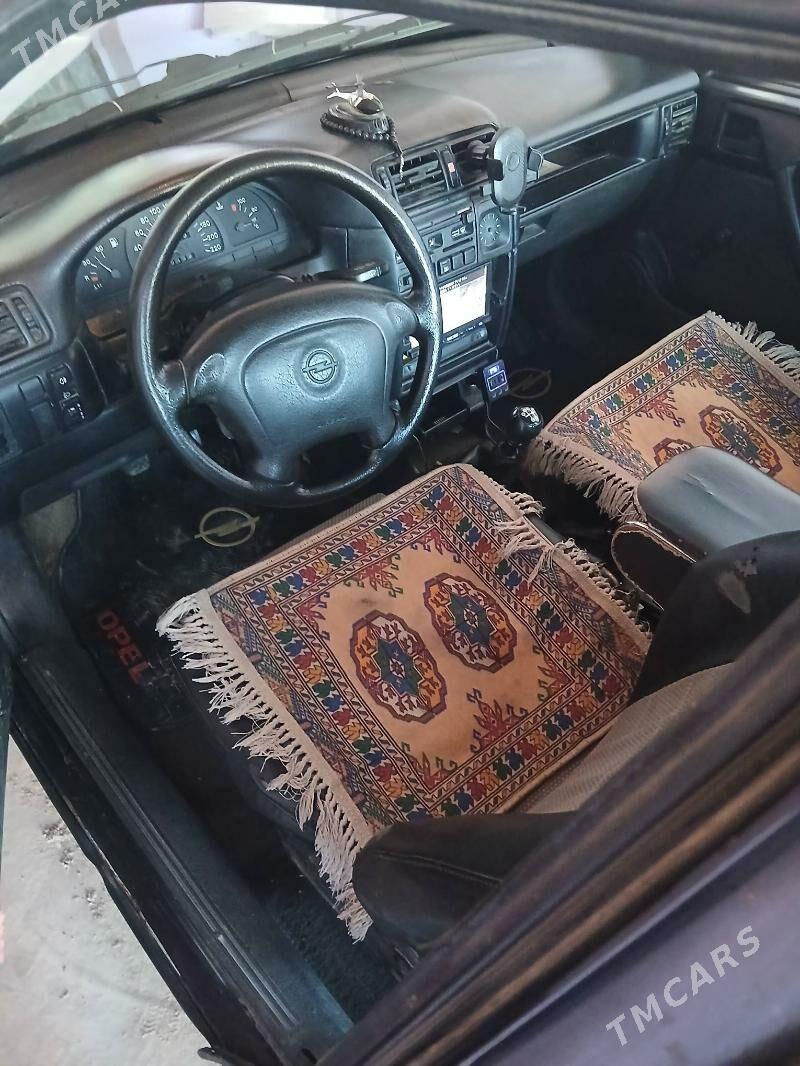 Opel Vectra 1992 - 30 000 TMT - Daşoguz - img 1