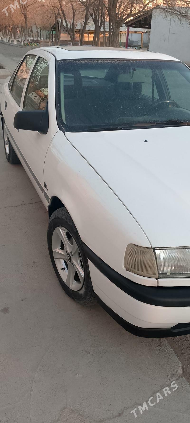 Opel Vectra 1991 - 48 000 TMT - Mary - img 1